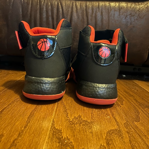 Boy's👦🏻Running🏃♂️,Basketball🏀Or Tennis🎾Non-Slip Sneakers👟Sz 9 Big Kid👦🏻 - Picture 10 of 16